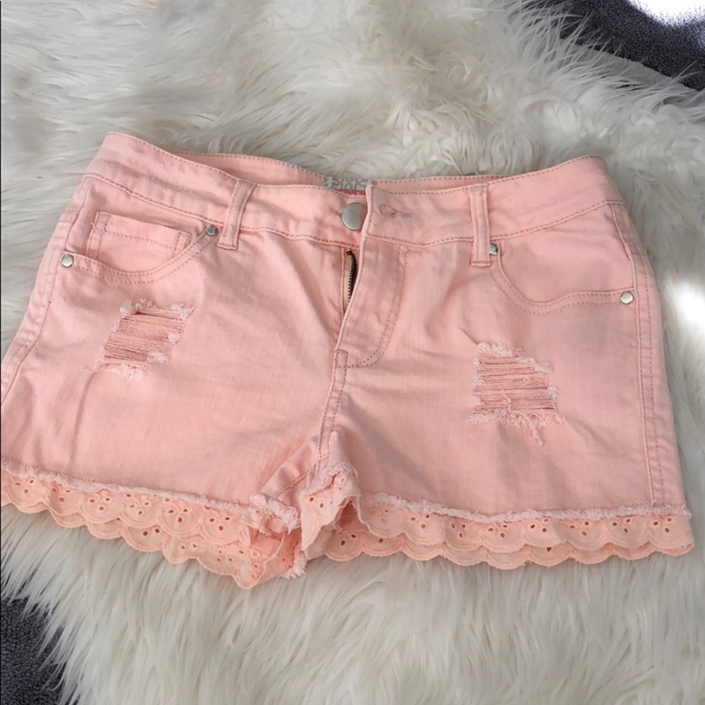 Gianni Bini salmon peach jean shorts size 7